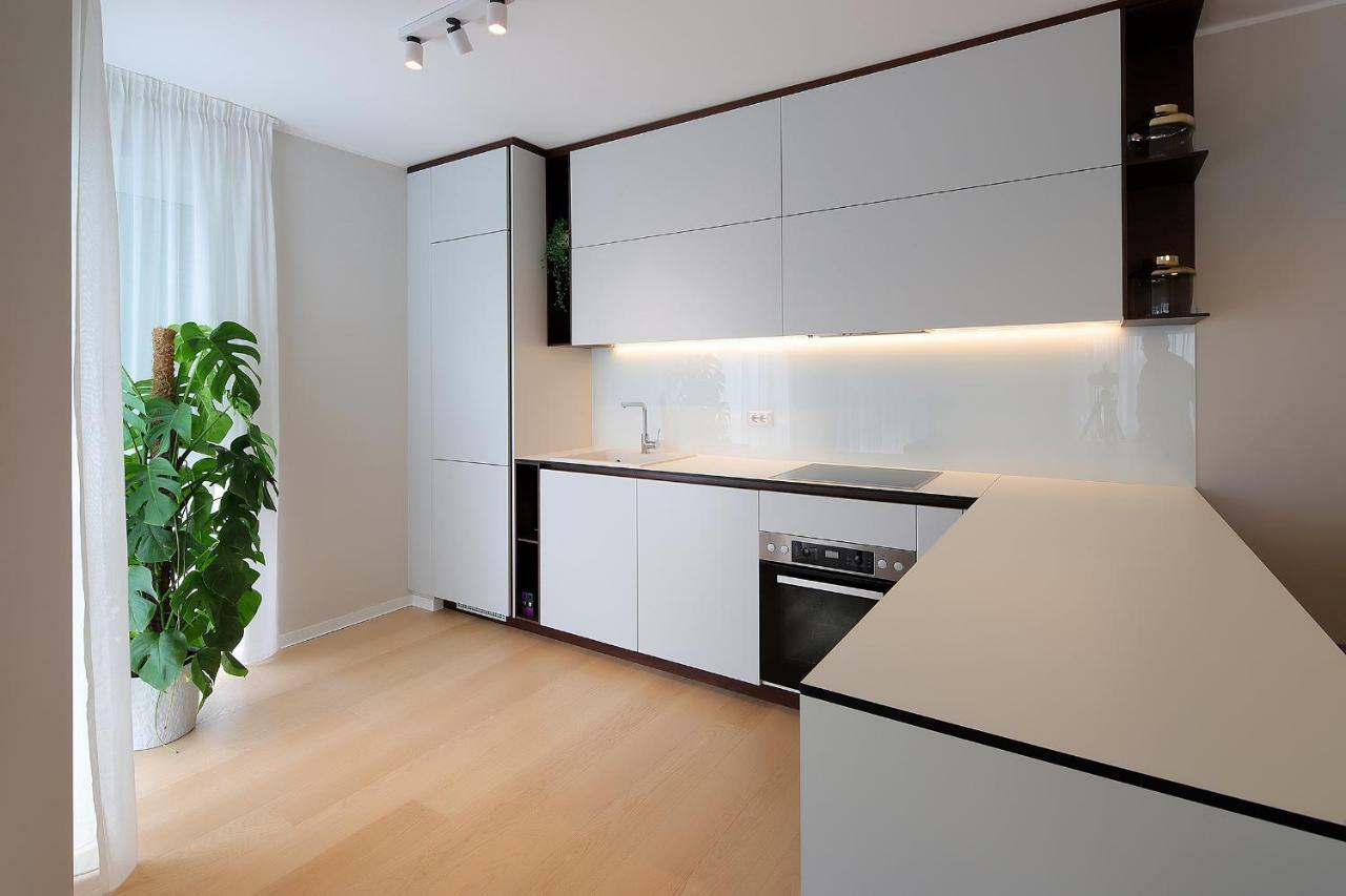 Stylish Apartment 100 M From The Beach Opatija Bagian luar foto