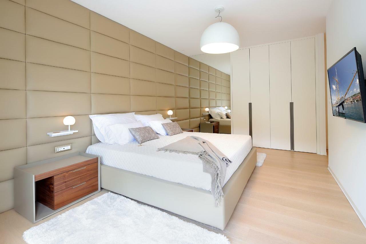 Stylish Apartment 100 M From The Beach Opatija Bagian luar foto