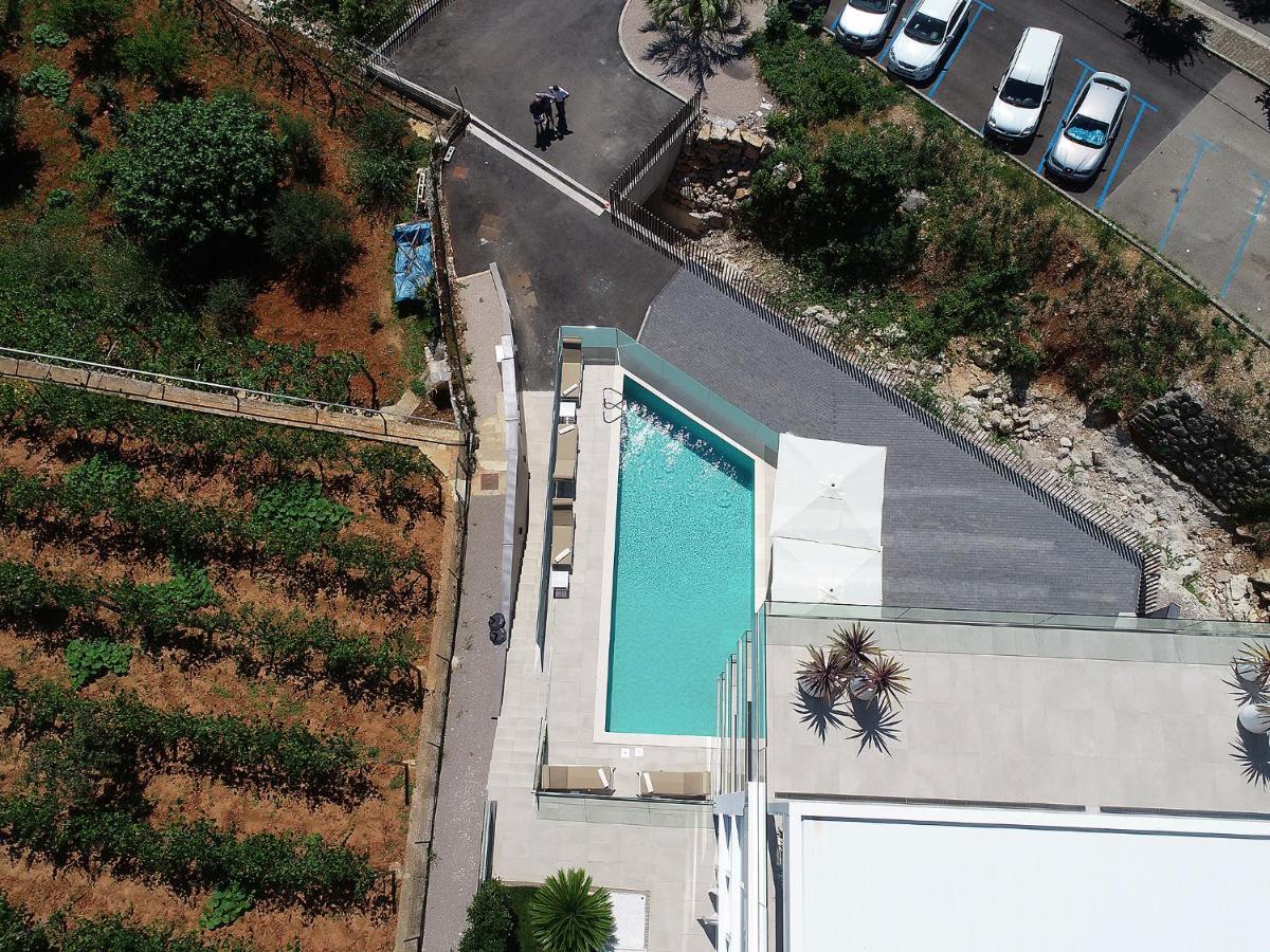 Stylish Apartment 100 M From The Beach Opatija Bagian luar foto